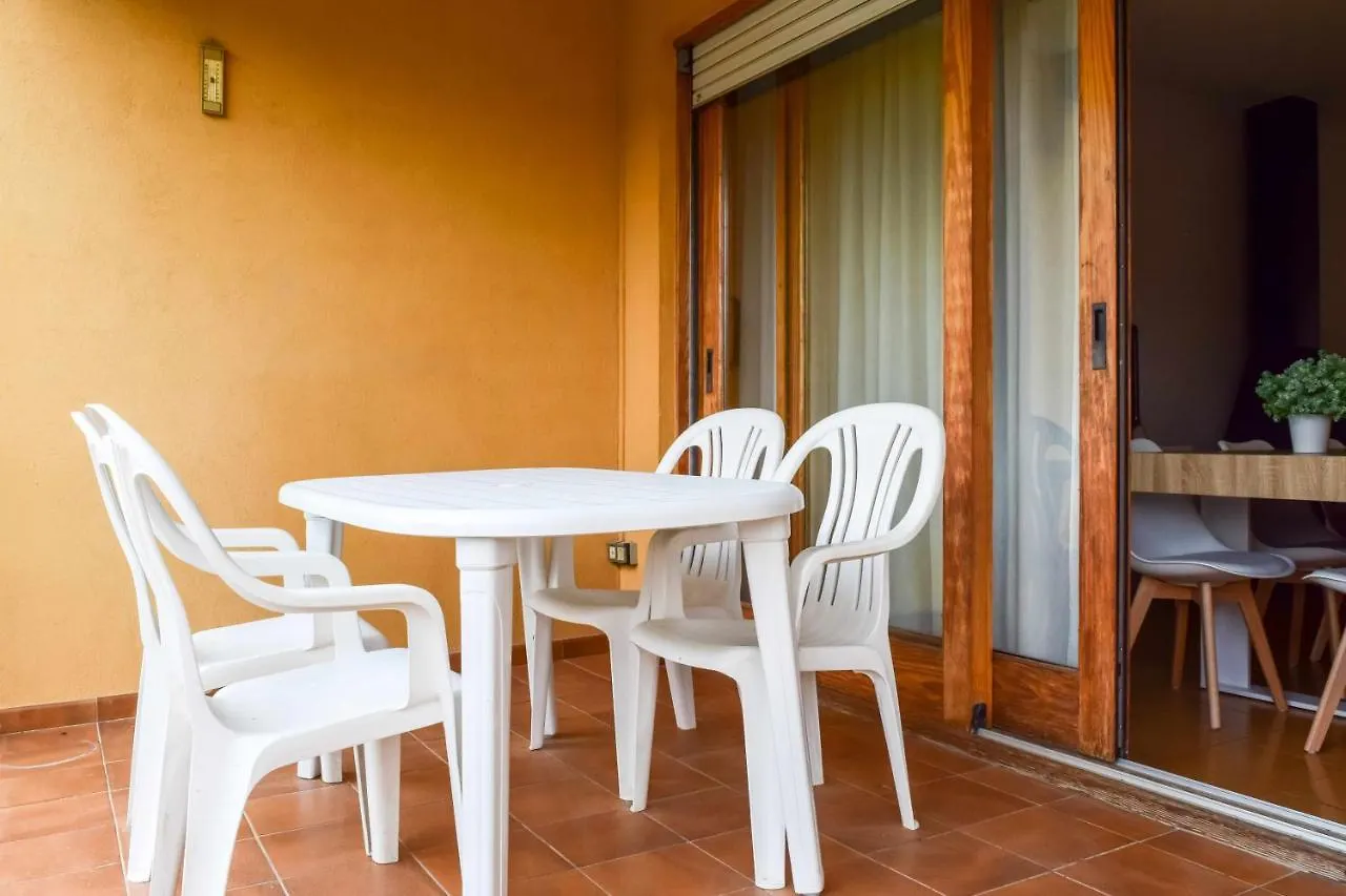 Feriehus Can Falga Casa Con Jardin En El Corazon De Besalú